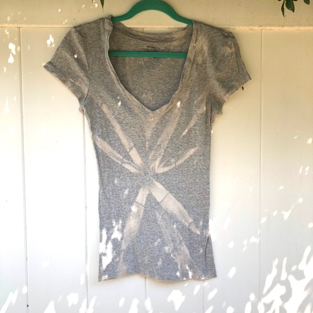 Reverse tie-dyed t-shirt